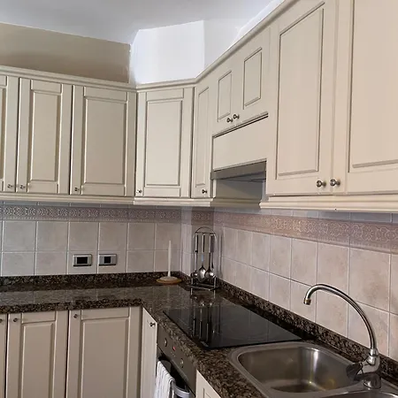 Casa Cecilia, Wifi , Balkon , Nah Am アパート