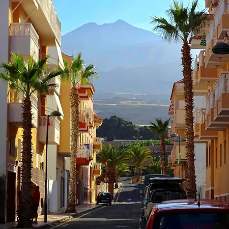 Casa Cecilia, Wifi , Balkon , Nah Am * ギア・デ・イソラ